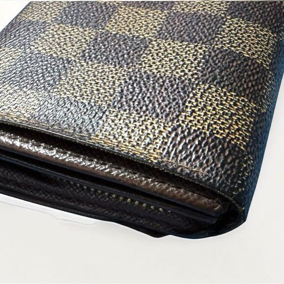 Louis Vuitton Damier Ebene Tresor Wallet - Picture 3 of 14